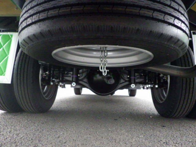 三菱ふそうキャンターアルミブロック小型（2t・3t）[写真05]