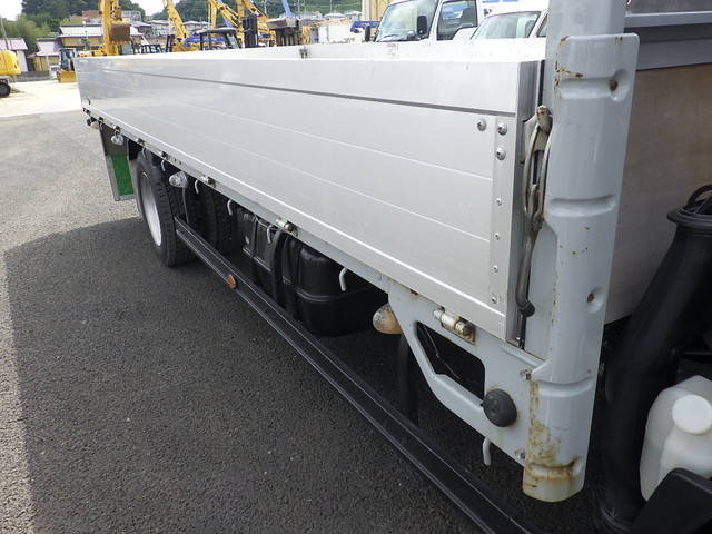 いすゞエルフアルミブロック小型（2t・3t）[写真17]