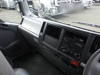 いすゞエルフアルミブロック小型（2t・3t）[写真24]