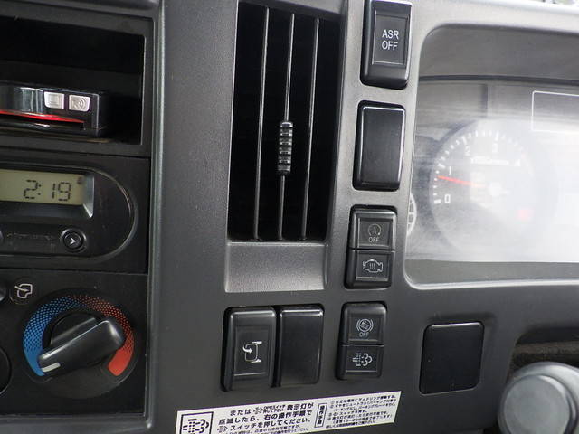 いすゞエルフアルミブロック小型（2t・3t）[写真27]