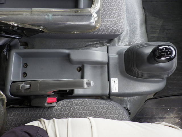 いすゞエルフアルミブロック小型（2t・3t）[写真30]