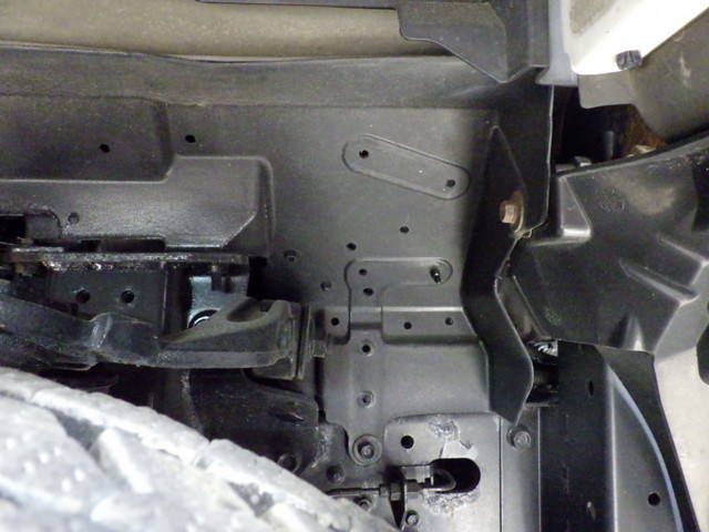 いすゞエルフアルミブロック小型（2t・3t）[写真06]