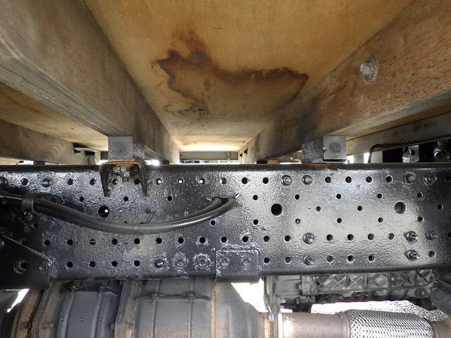 いすゞエルフアルミブロック小型（2t・3t）[写真08]