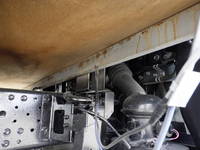 いすゞエルフアルミブロック小型（2t・3t）[写真10]