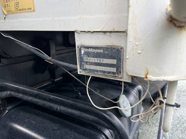 いすゞフォワード深ダンプ（土砂禁ダンプ）中型（4t）[写真10]