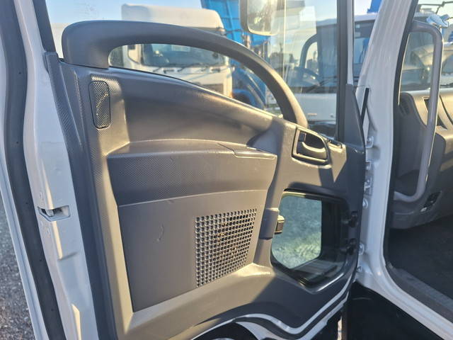 いすゞフォワード深ダンプ（土砂禁ダンプ）中型（4t）[写真17]