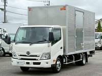 日野デュトロアルミバン小型（2t・3t）[写真01]