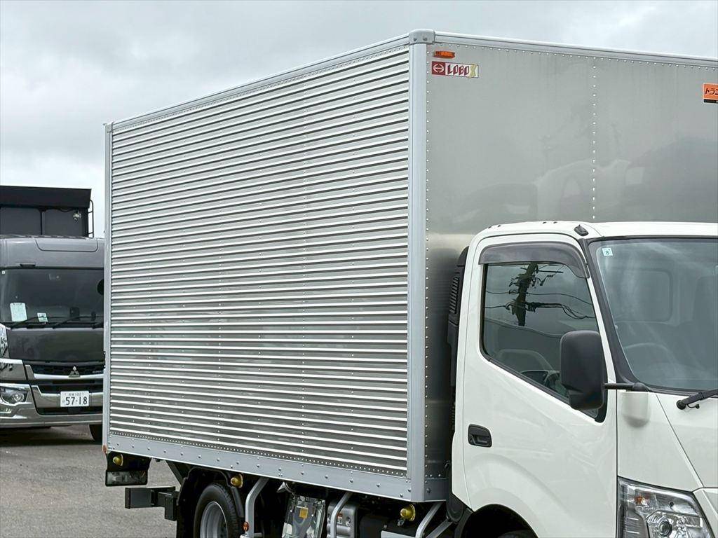 日野デュトロアルミバン小型（2t・3t）[写真05]