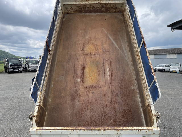 三菱ふそうキャンターダンプ小型（2t・3t）[写真13]