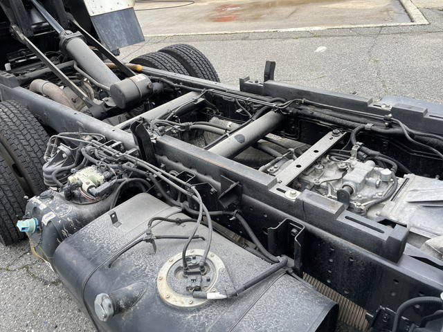 三菱ふそうキャンターダンプ小型（2t・3t）[写真24]