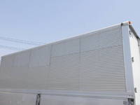 いすゞフォワードアルミウイング中型（4t）[写真25]