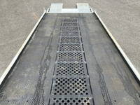 三菱ふそうキャンターセーフティローダー小型（2t・3t）[写真11]