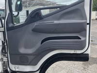 三菱ふそうキャンターセーフティローダー小型（2t・3t）[写真30]