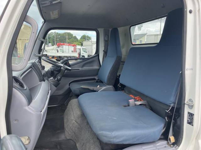 三菱ふそうキャンターセーフティローダー小型（2t・3t）[写真34]