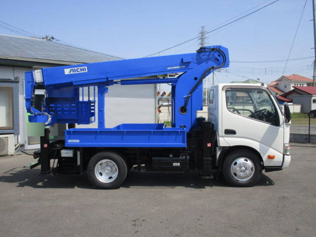 日野デュトロ高所作業車小型（2t・3t）[写真04]