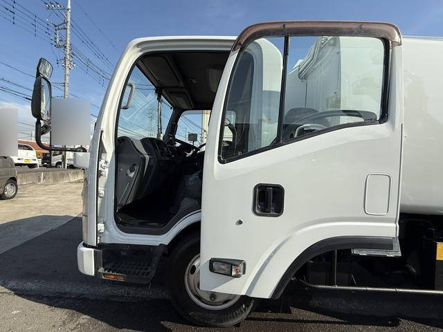 いすゞエルフパッカー車（塵芥車）小型（2t・3t）[写真11]