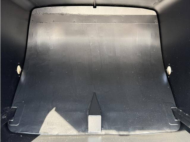 いすゞエルフパッカー車（塵芥車）小型（2t・3t）[写真27]