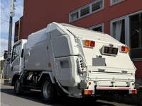 いすゞエルフパッカー車（塵芥車）小型（2t・3t）[写真02]