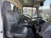 いすゞエルフパッカー車（塵芥車）小型（2t・3t）[写真32]