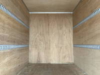 いすゞエルフアルミバン小型（2t・3t）[写真14]