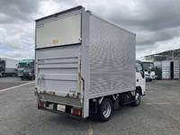 いすゞエルフアルミバン小型（2t・3t）[写真02]