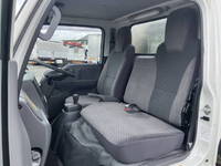 いすゞエルフアルミバン小型（2t・3t）[写真33]