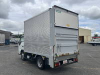 いすゞエルフアルミバン小型（2t・3t）[写真04]