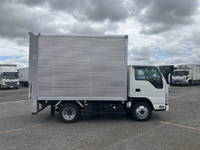 いすゞエルフアルミバン小型（2t・3t）[写真06]