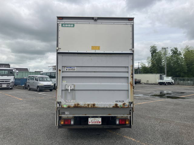 いすゞエルフアルミバン小型（2t・3t）[写真09]