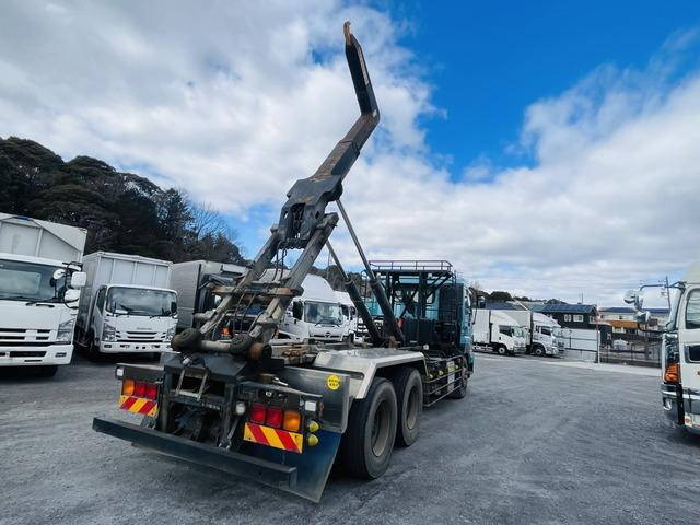 いすゞギガコンテナ専用車大型（10t）[写真02]