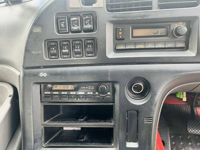 いすゞギガコンテナ専用車大型（10t）[写真23]