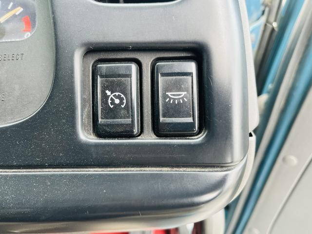 いすゞギガコンテナ専用車大型（10t）[写真24]