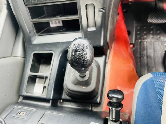 いすゞギガコンテナ専用車大型（10t）[写真27]