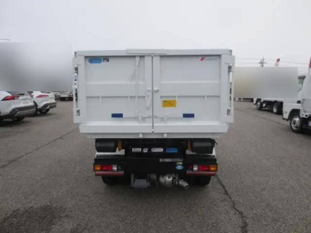 三菱ふそうキャンターコンテナ専用車小型（2t・3t）[写真06]