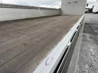 いすゞフォワードアルミウイング中型（4t）[写真11]