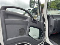 いすゞフォワードアルミウイング中型（4t）[写真15]