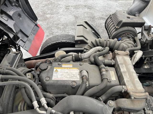 いすゞフォワードアルミウイング中型（4t）[写真22]