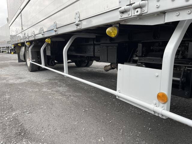 いすゞフォワードアルミウイング中型（4t）[写真26]