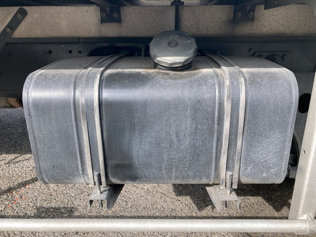 日野レンジャー冷凍車（冷蔵車）中型（4t）[写真22]