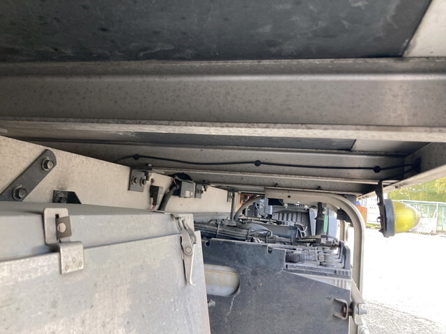 日野レンジャー冷凍車（冷蔵車）中型（4t）[写真26]