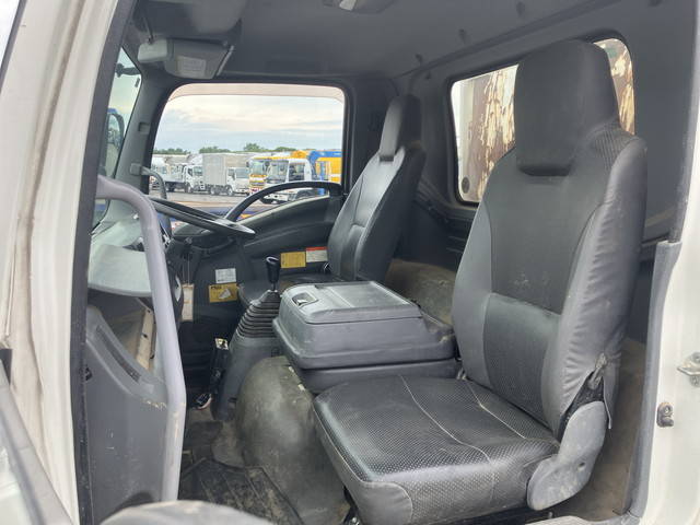 いすゞフォワードダンプ中型（4t）[写真28]