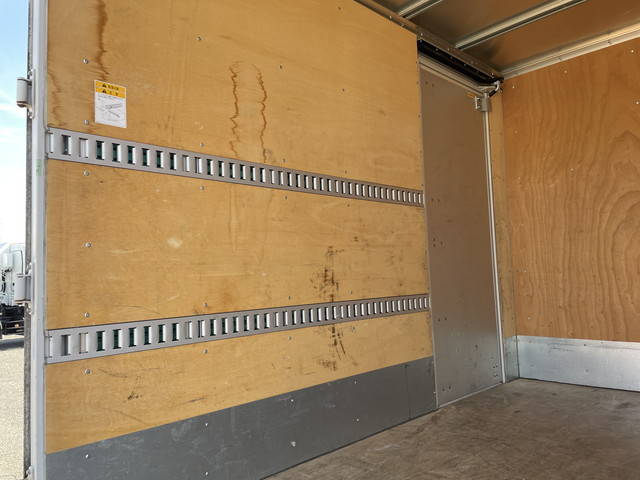 日野デュトロアルミバン小型（2t・3t）[写真15]