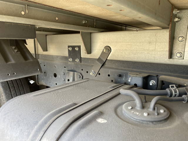 日野デュトロアルミバン小型（2t・3t）[写真20]