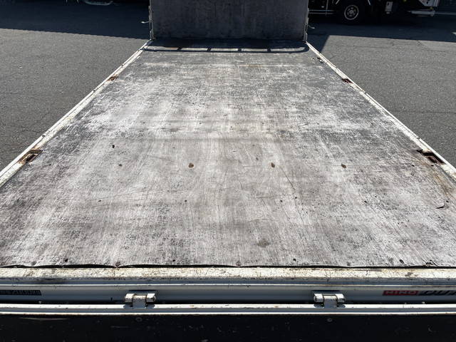 日野デュトロ平ボディ小型（2t・3t）[写真11]