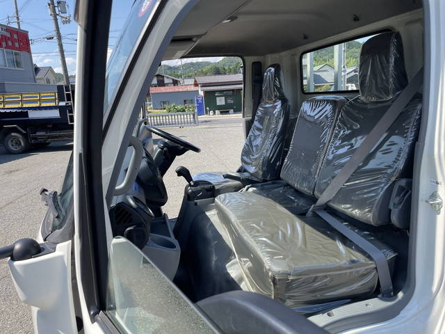 日野デュトロ平ボディ小型（2t・3t）[写真29]