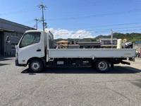 日野デュトロ平ボディ小型（2t・3t）[写真06]