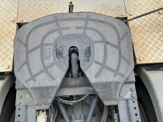 日野プロフィアトレーラーヘッド（トラクターヘッド）大型（10t）[写真11]