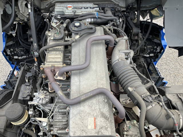 日野プロフィアトレーラーヘッド（トラクターヘッド）大型（10t）[写真25]