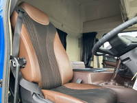 日野プロフィアトレーラーヘッド（トラクターヘッド）大型（10t）[写真30]