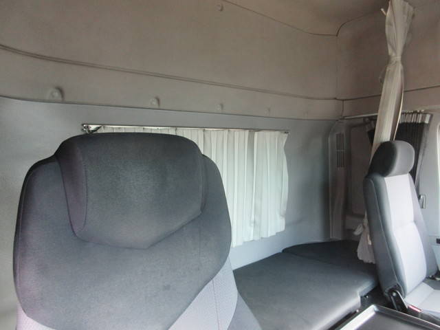 日野プロフィアアルミウイング大型（10t）[写真13]